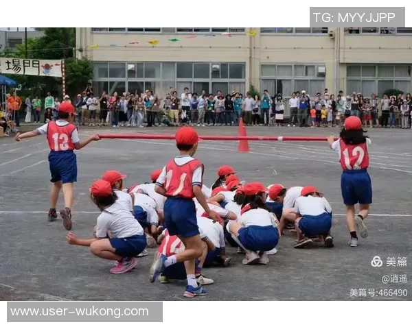 激发孩子潜能日本小学足球教育助力全面发展与团队合作精神培养